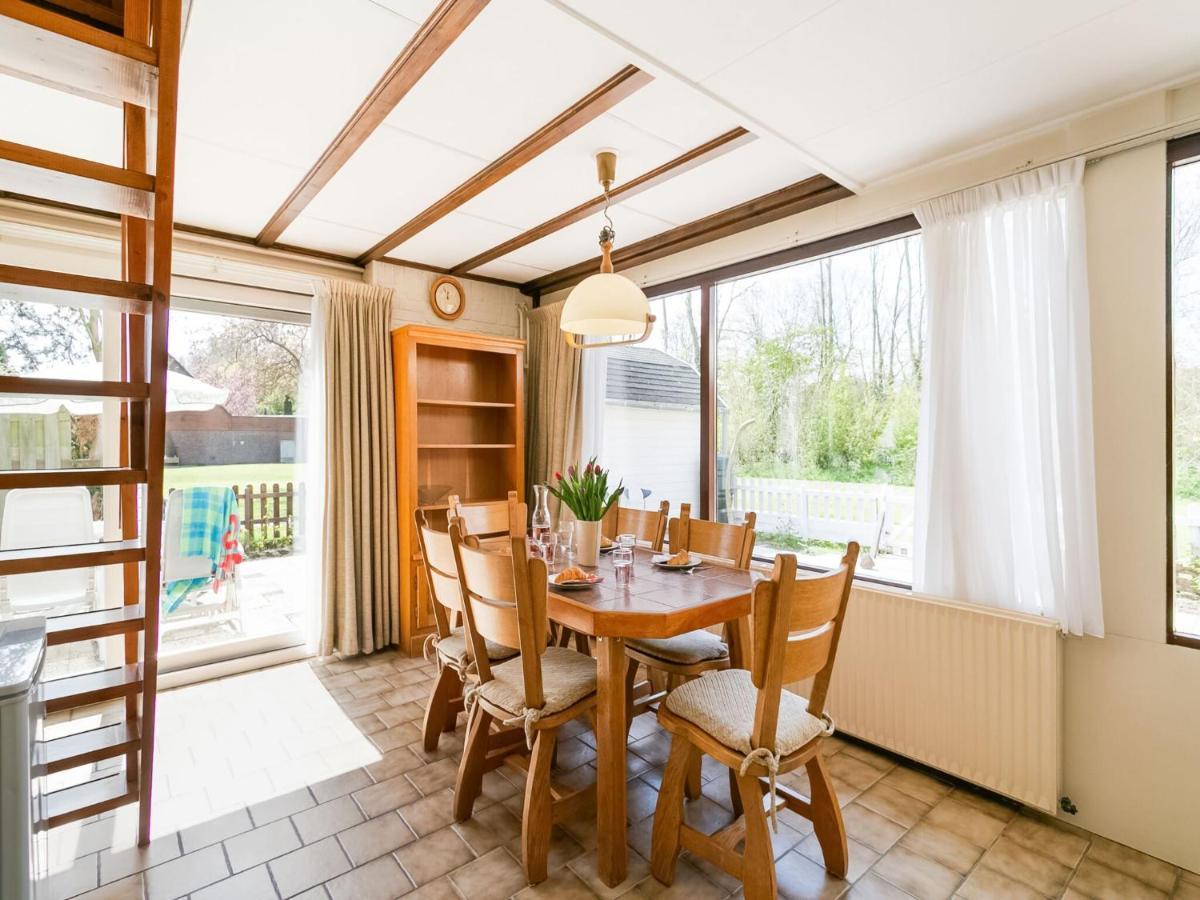 Holiday Home In Noordwijkerhout With Terrace Close To A Lake Exterior photo